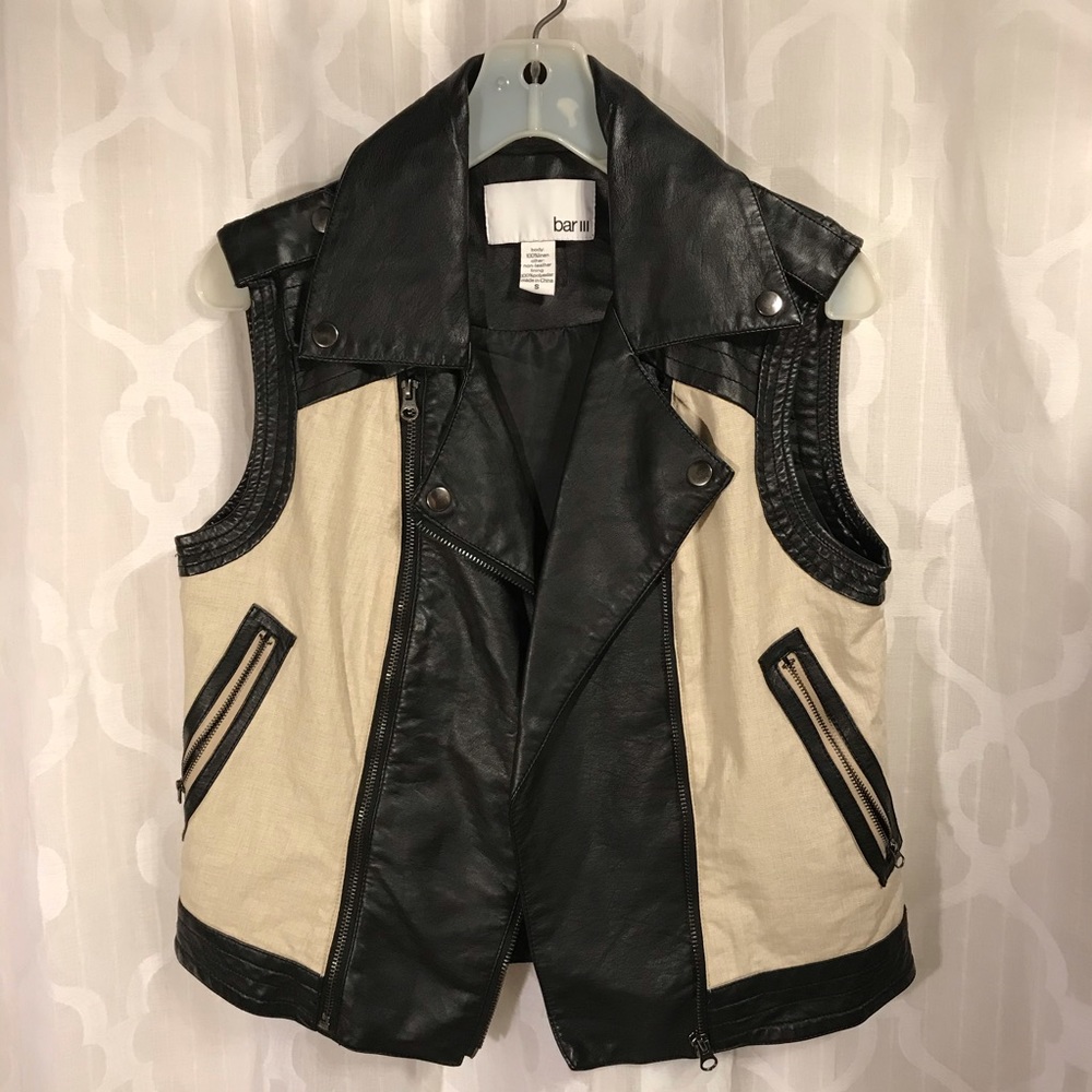 bar III Linen and Faux Leather Zipper Vest Small